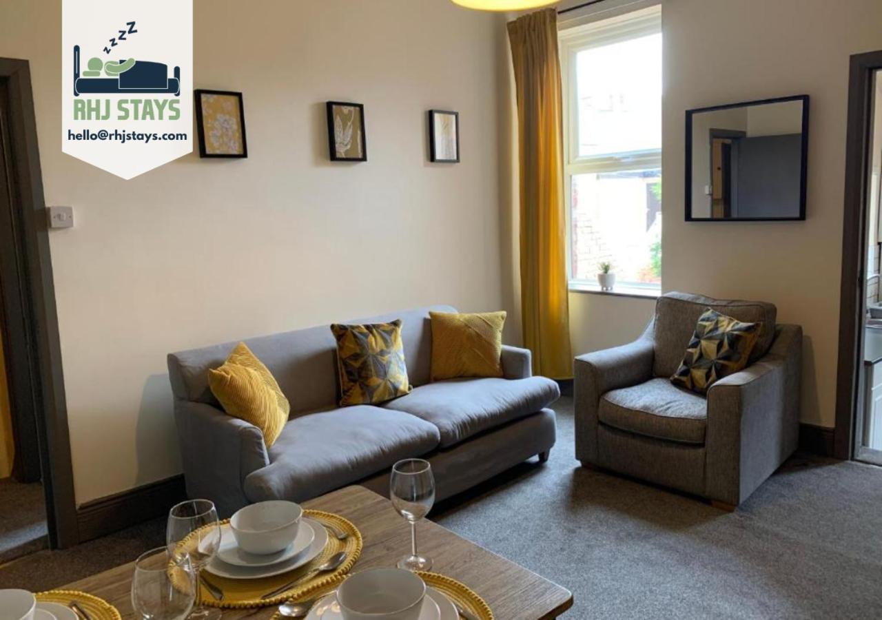 Balfour - Beautiful refurbished spacious 3 bedroom Gateshead flat Exterior foto